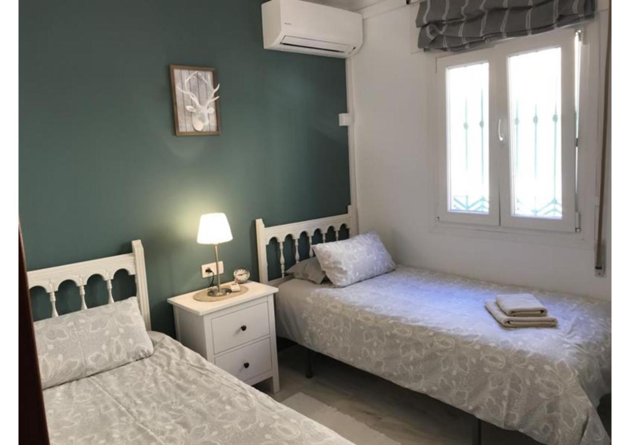 Sunny Apartment On Burriana Beach Nerja Esterno foto